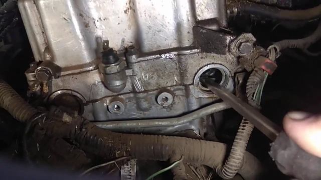 Моргает, загорается лампа давления масла на прогретом двигателе до 90градусов,одна из причин на 16к смотреть онлайн