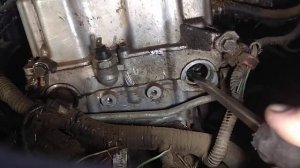 Моргает, загорается лампа давления масла на прогретом двигателе до 90градусов,одна из причин на 16к