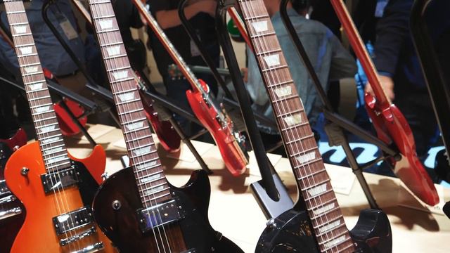 Peach Guitars at NAMM 2019: Gibson USA Guitars смотреть онлайн
