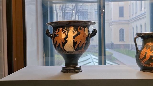 Hermitage Online: Античная расписная керамика в Зале ваз. Рассказывает Дмитрий Васько. Часть II смотреть онлайн