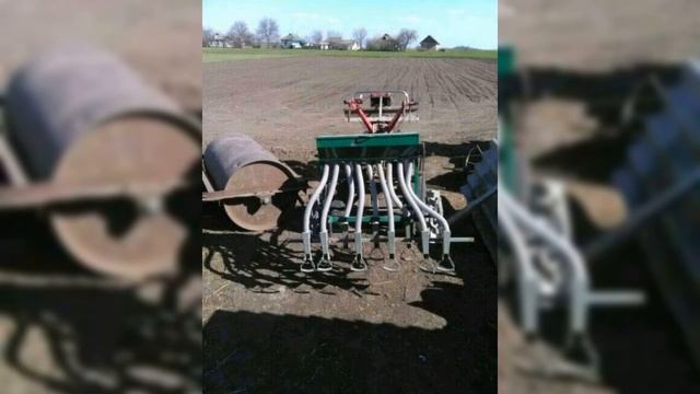 Мотоблок.Сівалка Ярило посів суданки смотреть онлайн