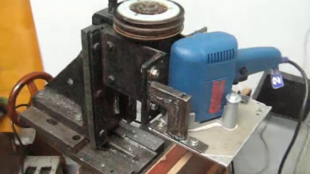 Установка фрезера "Фиолент" на фрезерное приспособление. смотреть онлайн