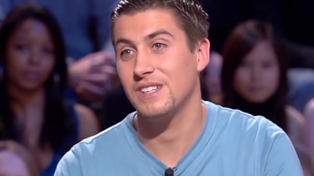 Je suis amoureuse de cet inconnu depuis un an смотреть онлайн