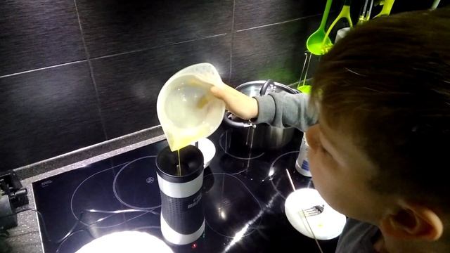 Как готовить яичные роллы на egg master (здоровый и полезный завтрак) смотреть онлайн