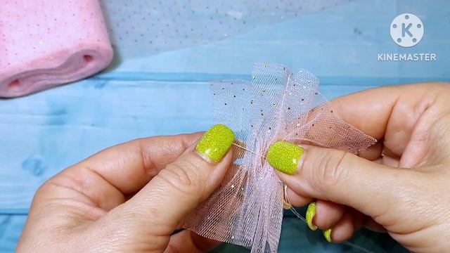 Бантики для крошек ,на первые хвостики,легко из одноименного перса.Из ленты 2,5 см ?, канзаши смотреть онлайн