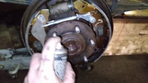 Замена колодок на Mitsubishi L200