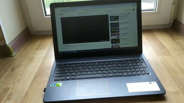 Распаковка ASUS "IN SEARCH OF INCREDIBLE" смотреть онлайн