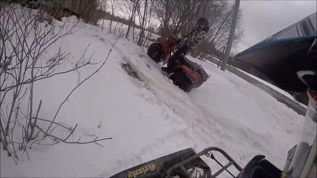 Just spinning tires |700 Grizzly|250 Honda| {Go Pro HERO 4 Silver} смотреть онлайн