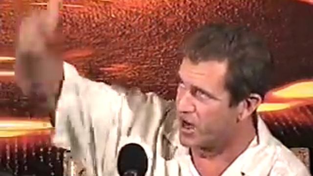 Press Conference movie "Signs" with Mel Gibson edited.m4v смотреть онлайн