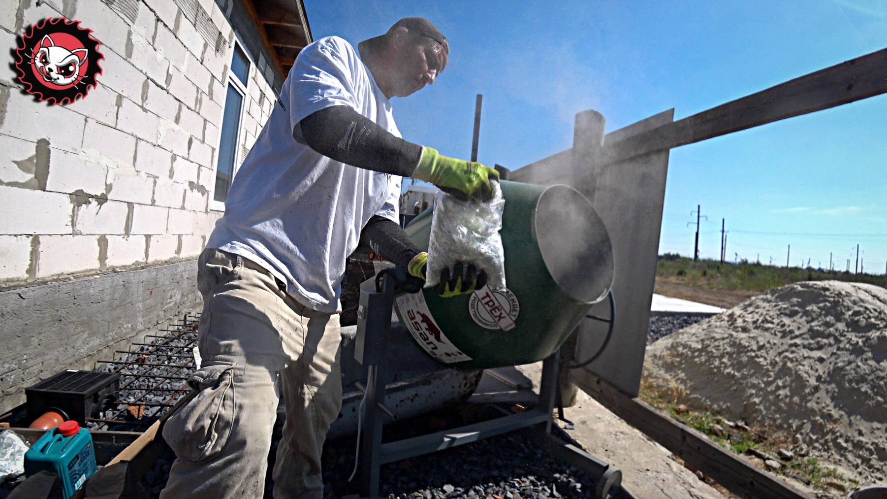 Лето, солнце, песок, бетон.. Отпуск самостройщика! смотреть онлайн