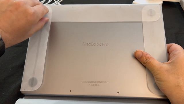 MacBook Pro M1 Max Unboxing 2021