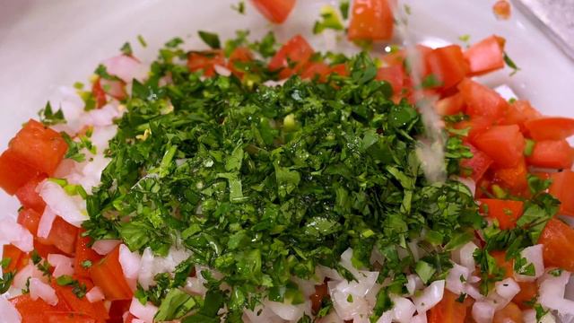 PICO DE GALLO 101: How To Make Classic Pico De Gallo & Ways To Mix It Up