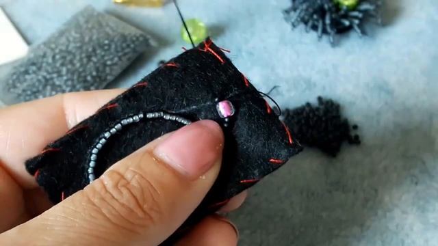 Ёжик. Брошь из бисера. Набор для вышивки. Часть 1 из 2.