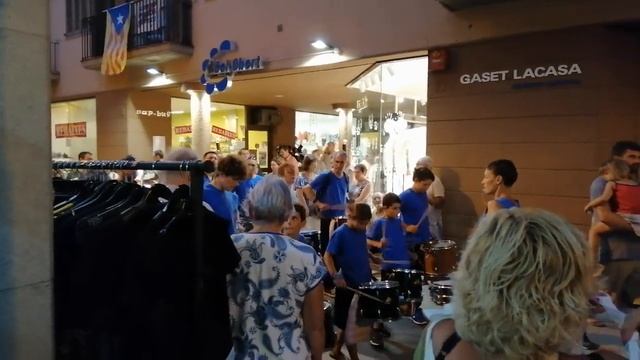 El Finde de Agosto en Palafrugell. ? Августовские выходные в Испанской деревне, Палафружель. #2019 смотреть онлайн