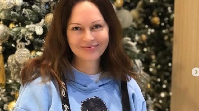 Лицо другое, на себя не похожа: В Сети обсуждают внешность Ирины Безруковой после омоложения смотреть онлайн