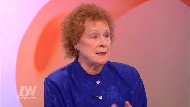 Judy Parfitt Talks About Dementia | Loose Women смотреть онлайн