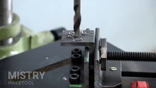 Sliding Angle Grinder Stand || Make A Angle Grinder Miter Saw смотреть онлайн