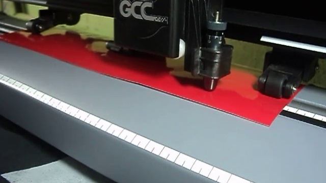 GCC AR 24 Tes Cutting Oracal 651 tinggi Objek 1 cm смотреть онлайн
