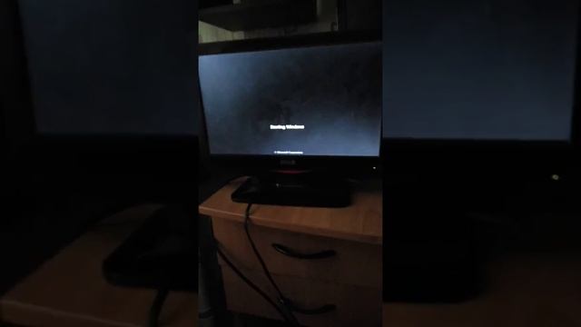 Помогите компьютер не запускается. смотреть онлайн