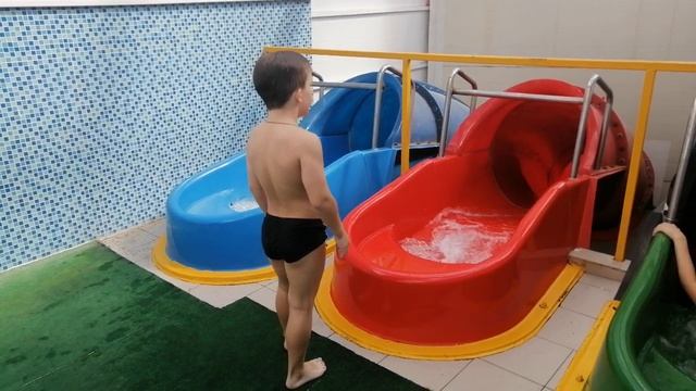 Аквапарк смотреть онлайн