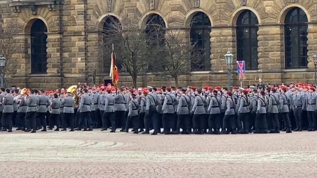 Regimentsgruß (Marsch) Ehrenzug OSH Dresden - Bundeswehr Heeresmusikkorps Kassel