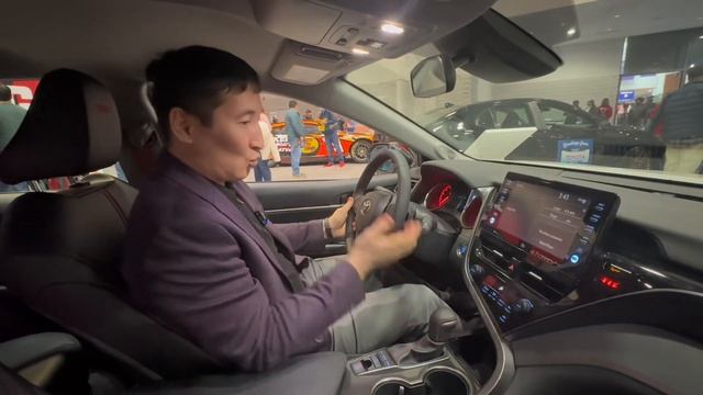 Toyota Camry 2023 смотреть онлайн