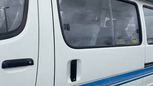 1994 Toyota Hiace Camper Van 4x4 (28K MIles) (SOLD) смотреть онлайн