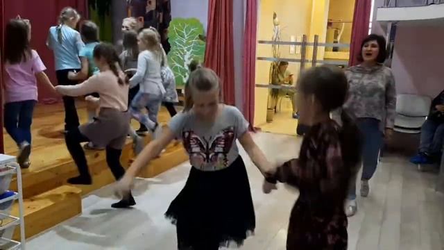 Театральные упражнение с детьми 6 -10 лет. Театральная студия "Кукляндия" смотреть онлайн