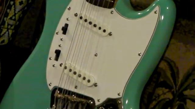 '75 Duo Sonic / Musicmaster Teaser video смотреть онлайн