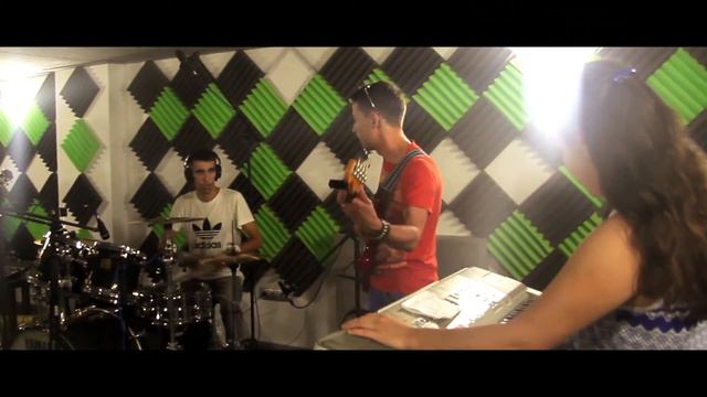 Mambo Life в студии звукозаписи diviant red. Запись живого выступления. смотреть онлайн