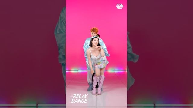 [릴레이댄스] 현아&던 (HyunA&DAWN) - PING PONG (4K) смотреть онлайн
