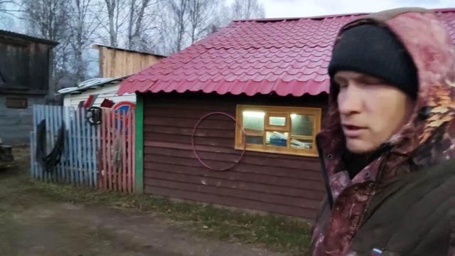 Подготовил место для сена.