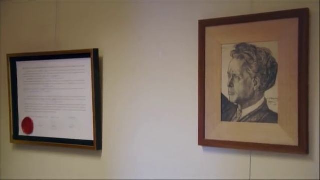 Thierry Baudet in zijn werkkamer van de Tweede Kamer смотреть онлайн