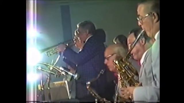 Jo Carlier et Glen Miller смотреть онлайн