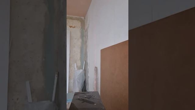 Электромонтаж трёх комнотной квартиры, на примере одной комнаты. Часть первая "разгром" смотреть онлайн