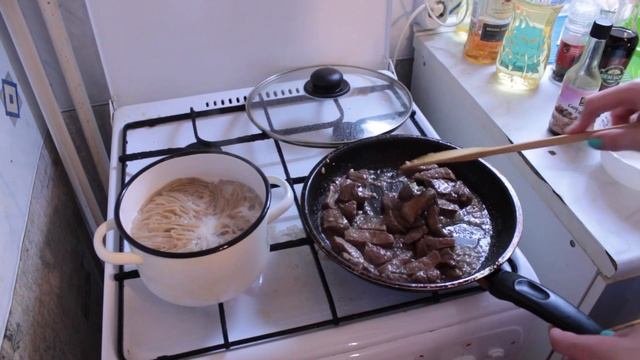 Лапша с говядиной | Beef With Noodles #lazercooking