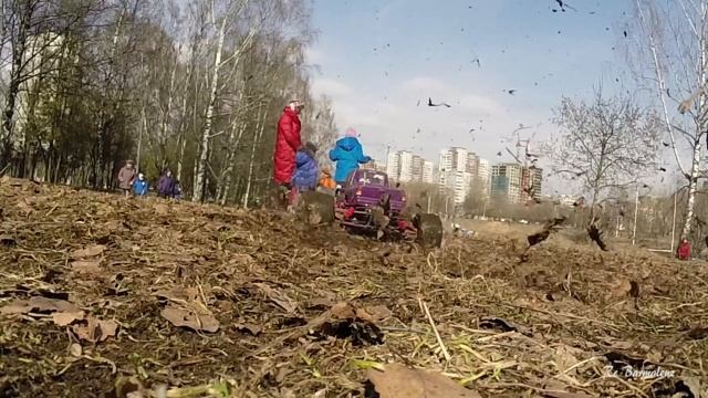 Машины на радиоуправлении жёсткие покатушки! смотреть онлайн