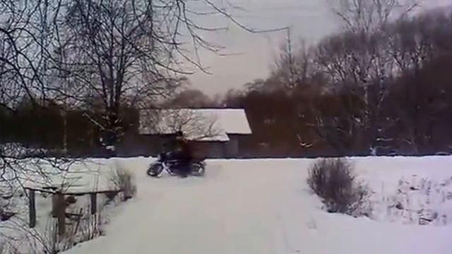 Отлично погонял на ИЖ Планета 4 по снегу смотреть онлайн