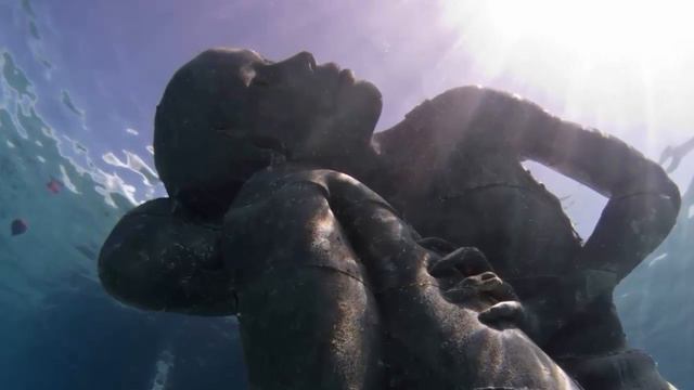 11 Underwater Art Exhibits Where Culture and Coral Collide смотреть онлайн