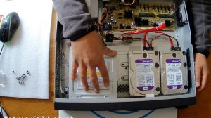 Hikvision DS-7716NI-E4/16P NVR Hard Drive Installation Part 2
