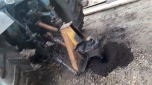 Самодельный ямобур..