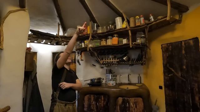 Дом за 1000$ РЕАЛЬНЫЙ ОПЫТ строительства! смотреть онлайн