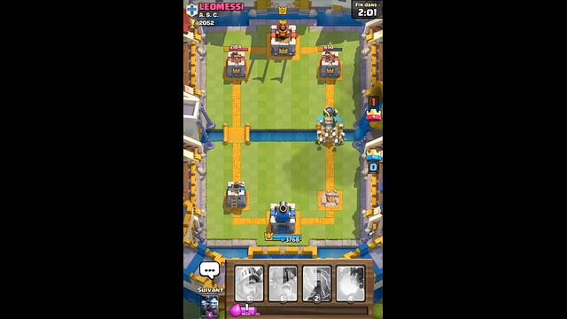 CLASH ROYALE DES COMBAT UN PEU EPIQUE MAIS JE PERS COMME MEME смотреть онлайн