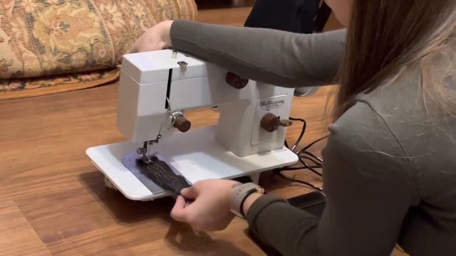 Швейная машинка подольск Чайка 143 смотреть онлайн