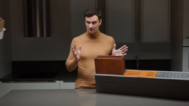 Встраиваемая сушка для посуды OMOIKIRI DRY-02, удобно и эстетично.