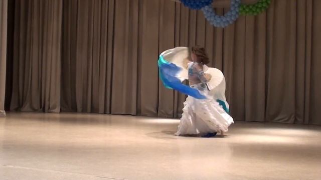 Марта Сухачева - танец с ВЕЙЛАМИ смотреть онлайн