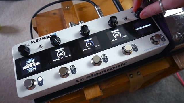THE TONEPRINT PEDALBOARD! TC Electronic Plethora X5 (Demo) смотреть онлайн