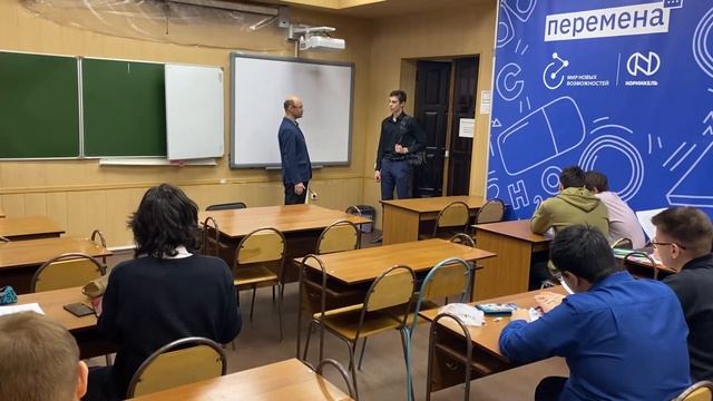 Инструкция для первокурсников ЗГУ. Учимся опаздывать. Жизненные приоритеты смотреть онлайн