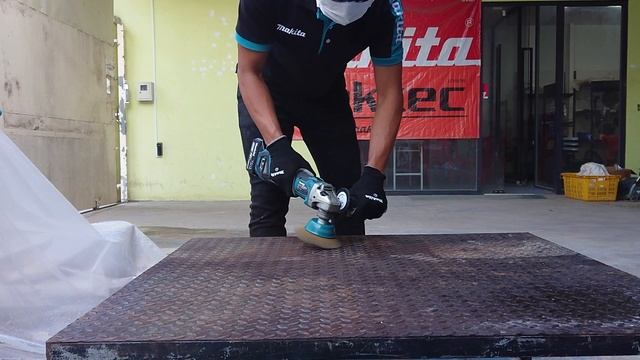 DGA514 Makita Grinder 18V 125mm