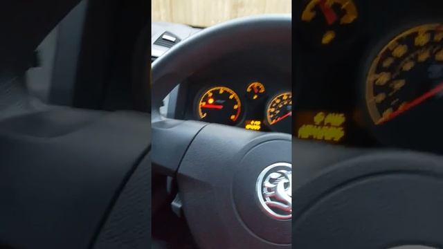 Vauxhall Zafira 2006 Spanner warning light and OBD Location. смотреть онлайн
